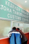 Вопрос таможенных ставок затрагивает интересы многих казахстанцев