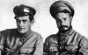 Покорители Бухары: В. В. Куйбышев, председатель Турккомиссии в мае-августе 1920 г., и М. В. Фрунзе, командующий войсками Туркестанского фронта