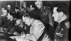 Декларацию о поражении фашистской Германии подписывает Г. Жуков. Берлин. 5 июня 1945 г.